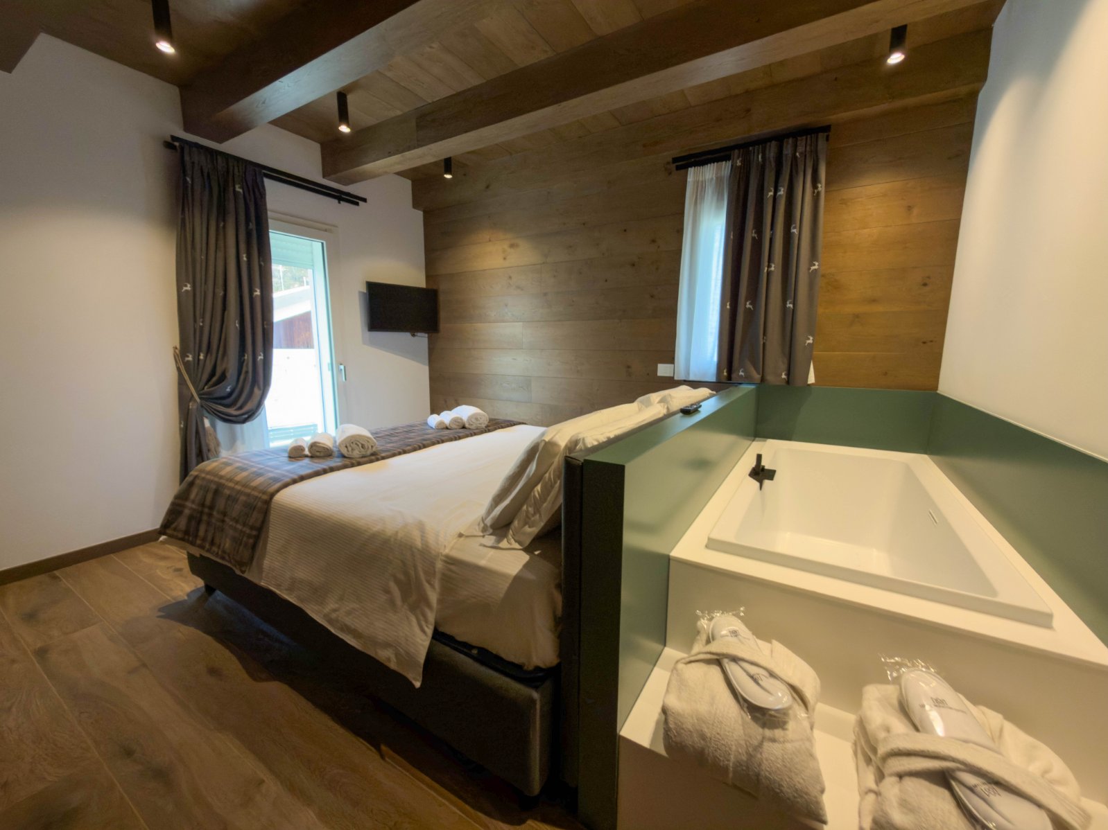 Vasca idromassaggio in suite