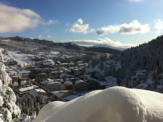 Terrazzo panoramico vista montagne